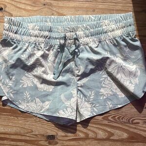 Hurley Gray Tropical Print Shorts